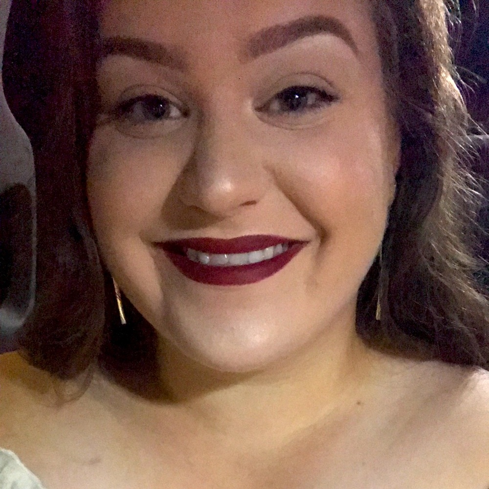 Meet your Posher, Angelica